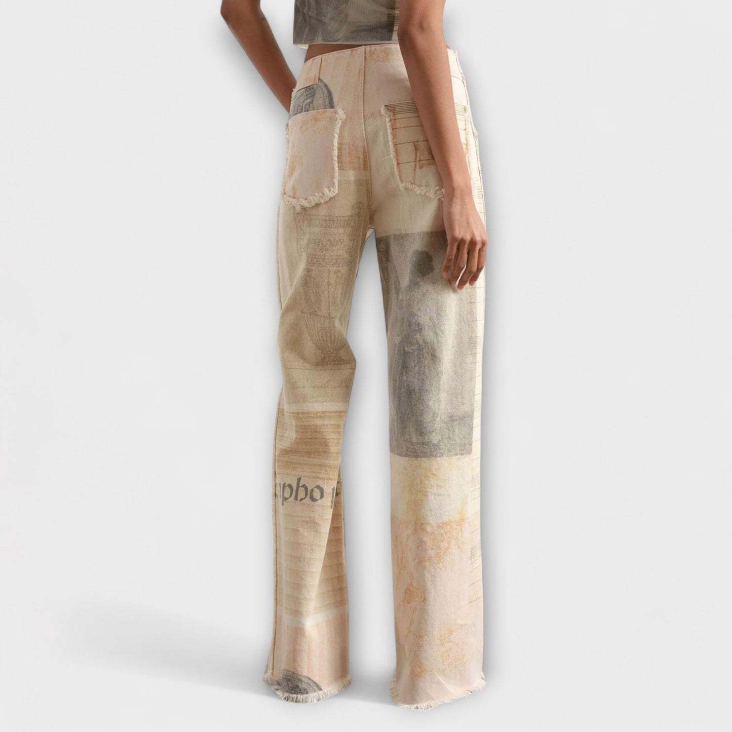 Rhea – Printed Wide-Leg Jeans with a Vintage Touch
