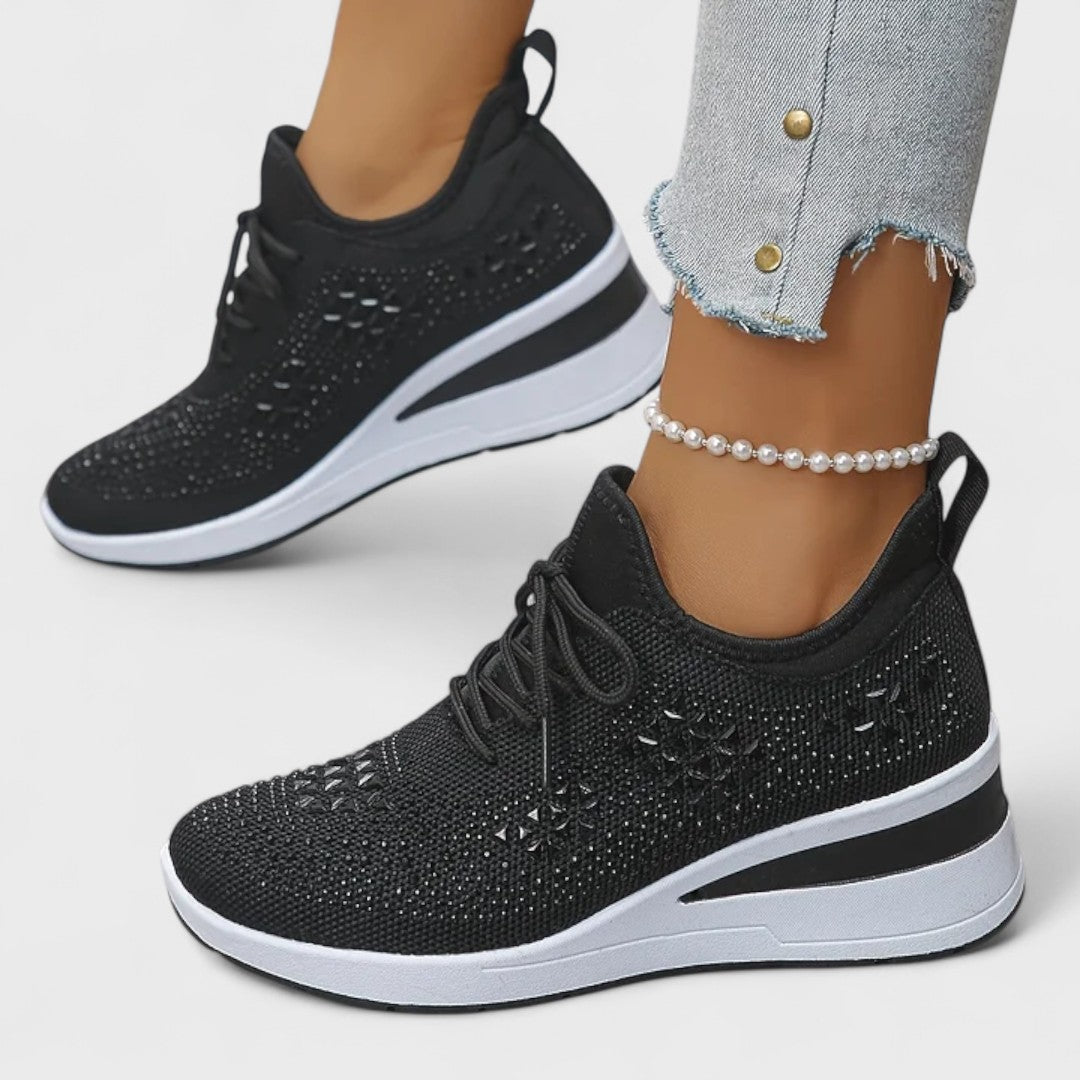 Tuyana – fashionable orthopedic shoes