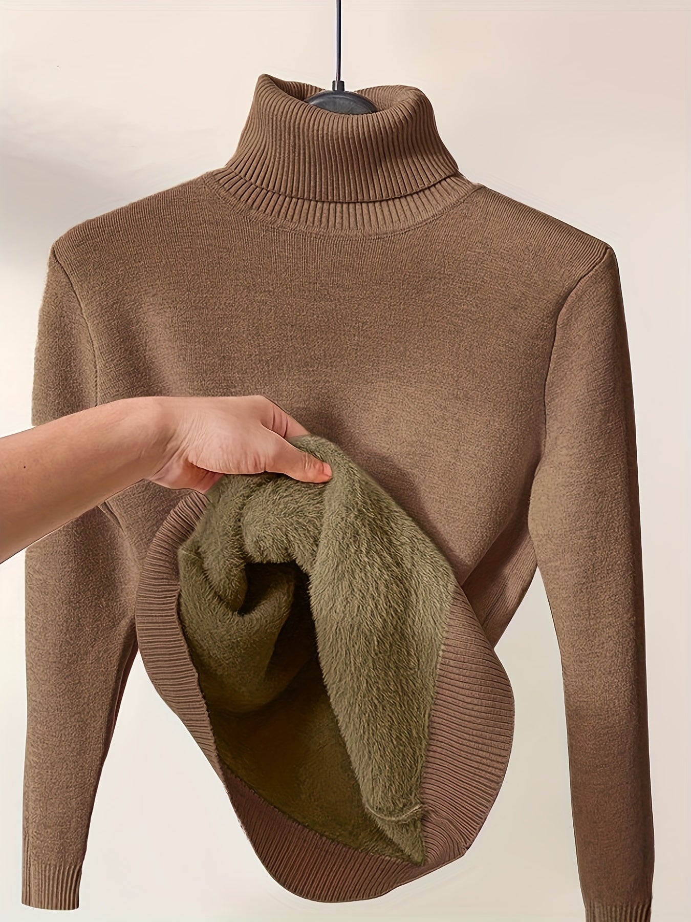 Zoe - Soft Turtleneck Sweater