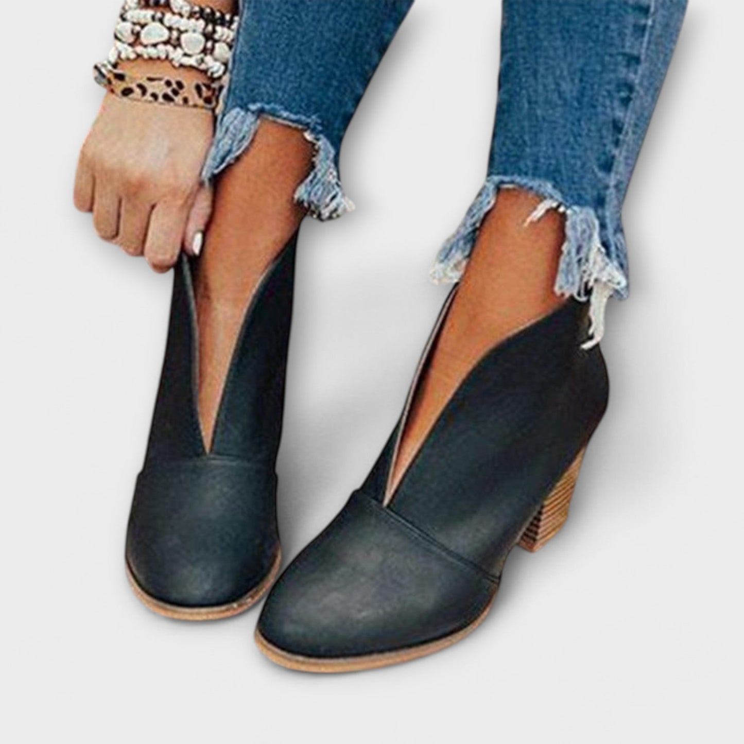 Zoe – Elegant ankle boots for every day