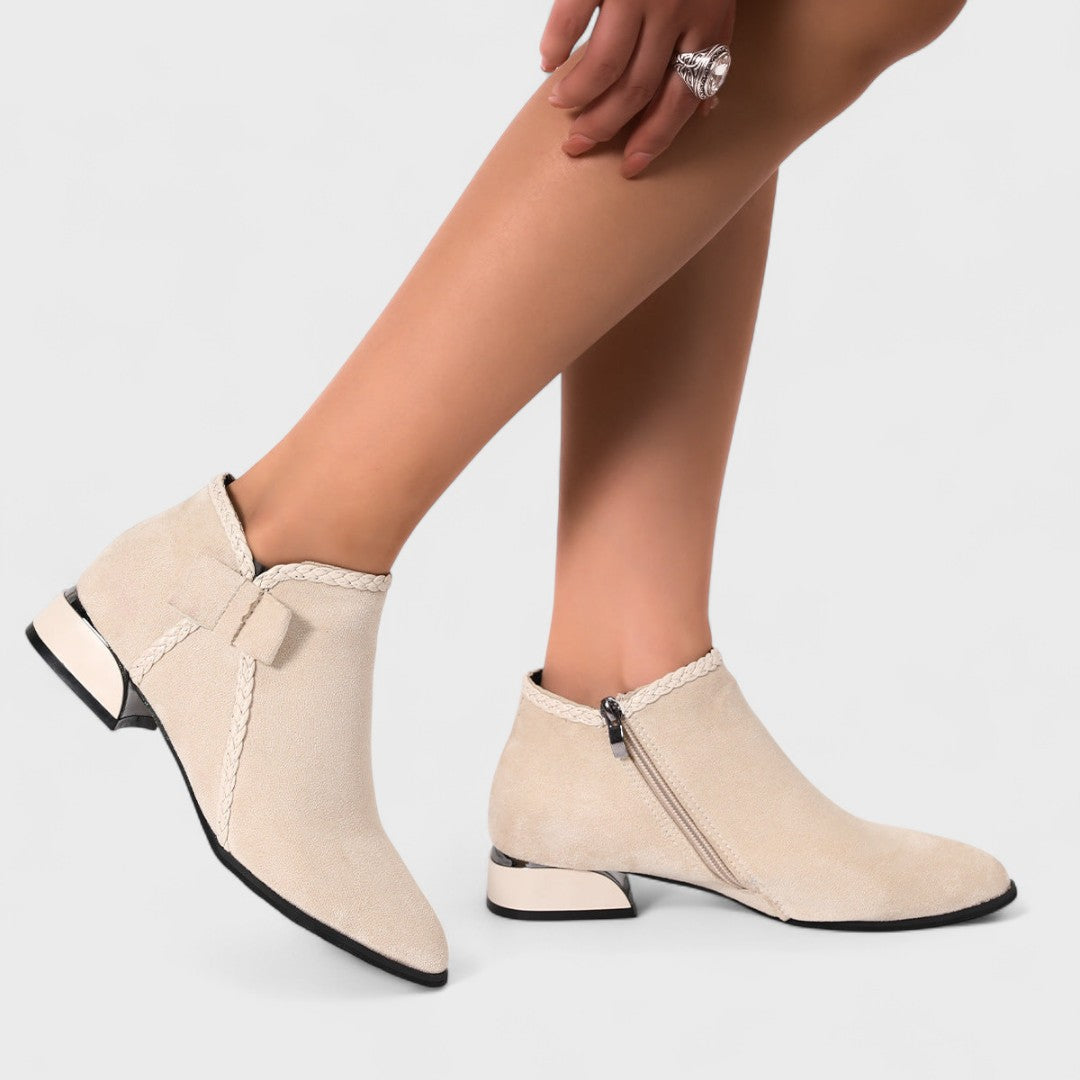 Viva – Knit Boots
