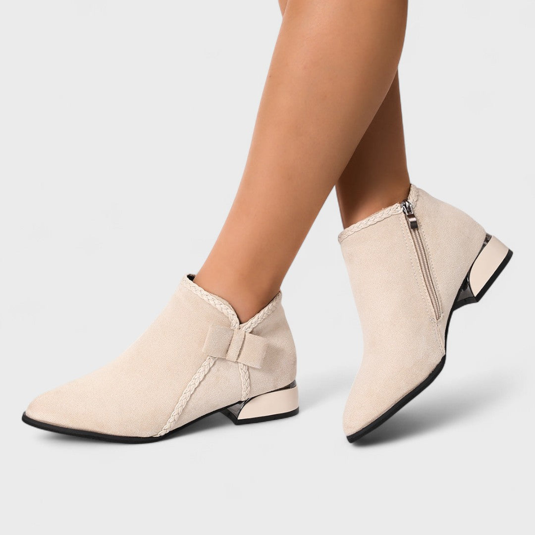 Viva – Knit Boots