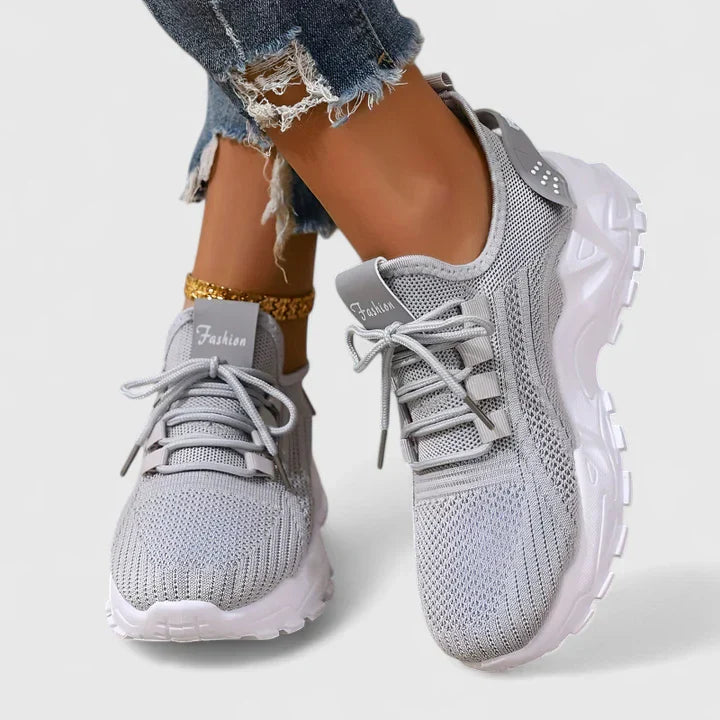 Comfortable Orthopedic Shoes Mug with Wide Toe Extra