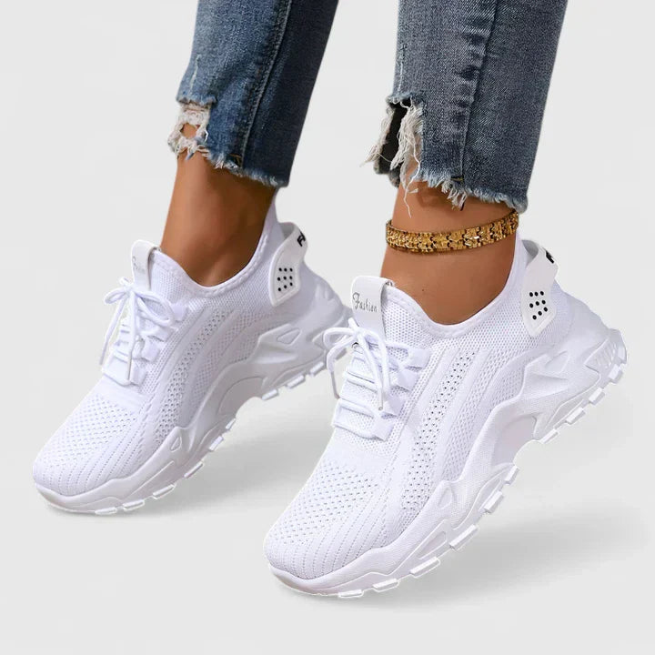 Comfortable Orthopedic Shoes Mug with Wide Toe Extra