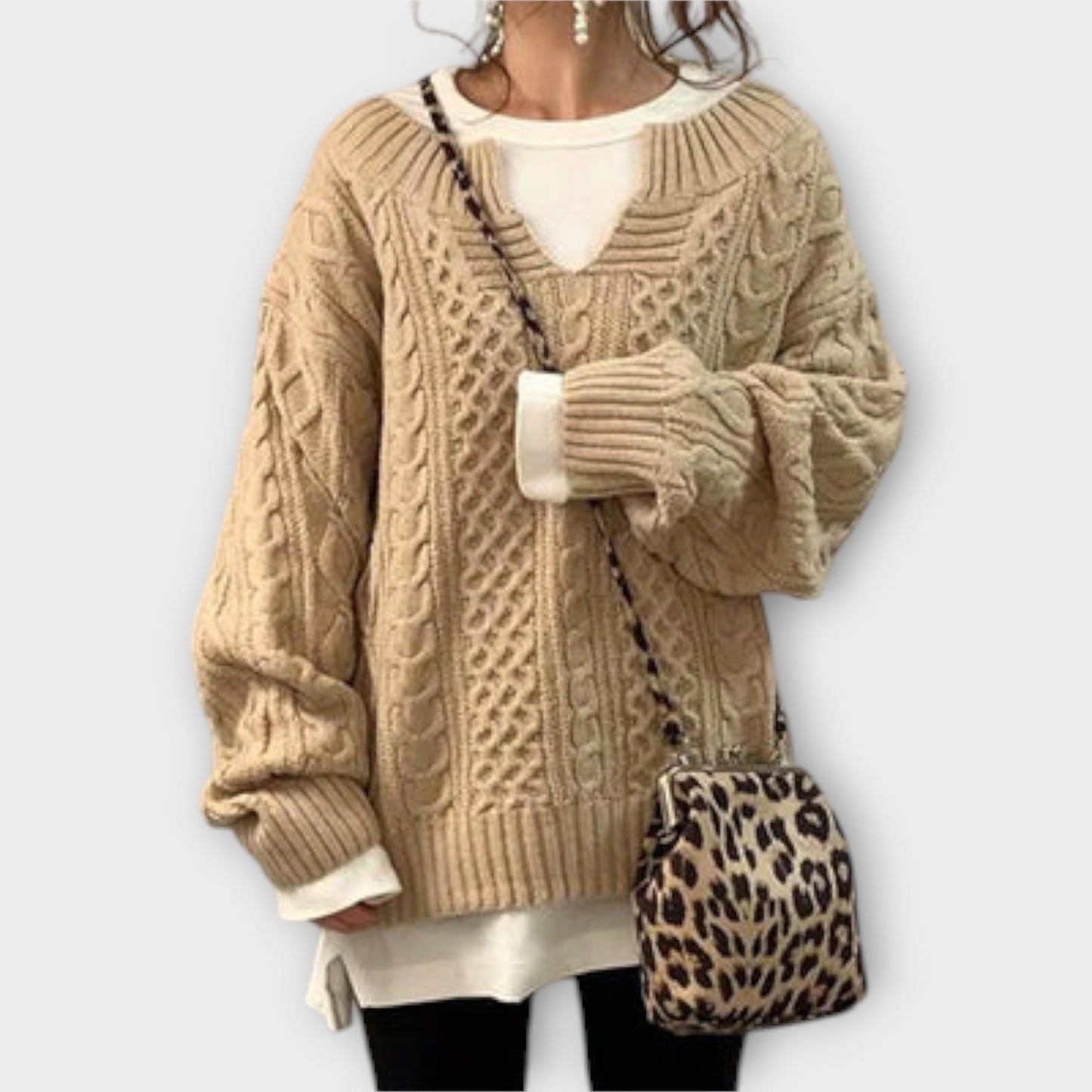 Lili - Oversized Cable Knit Sweater