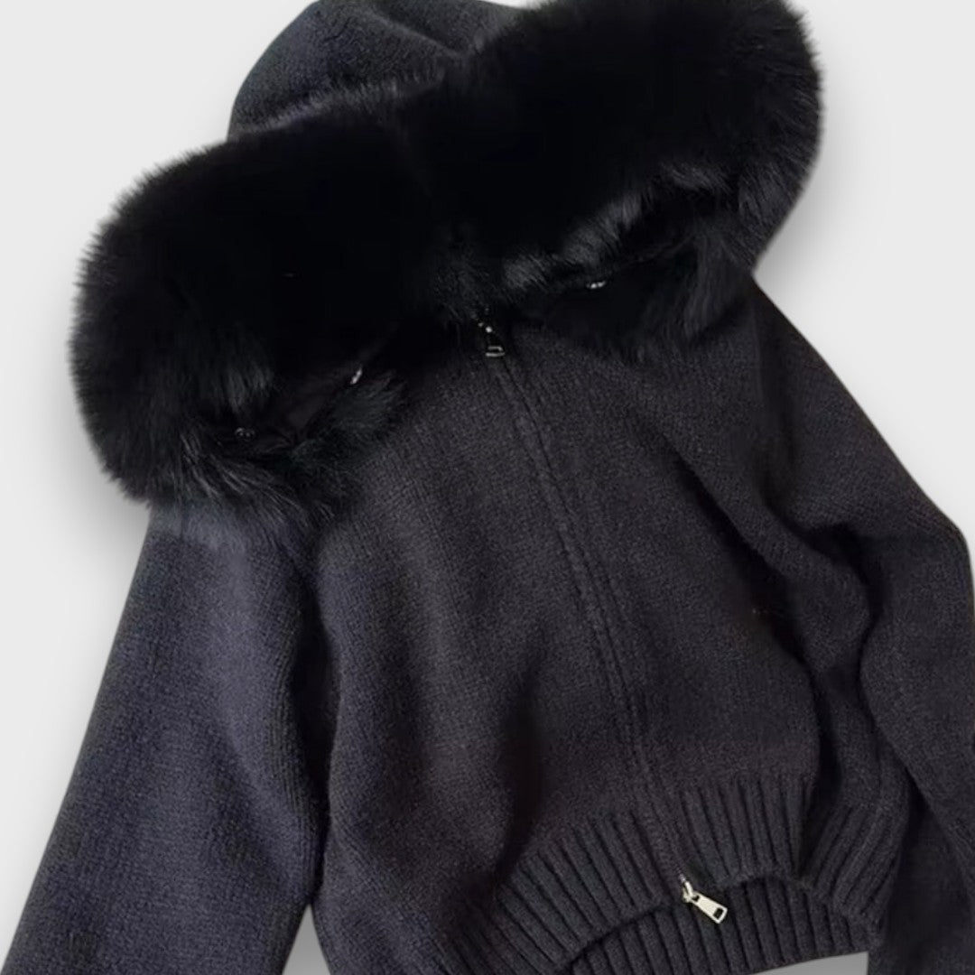 Alisanne – Zip-up knitted jacket with faux fur collar