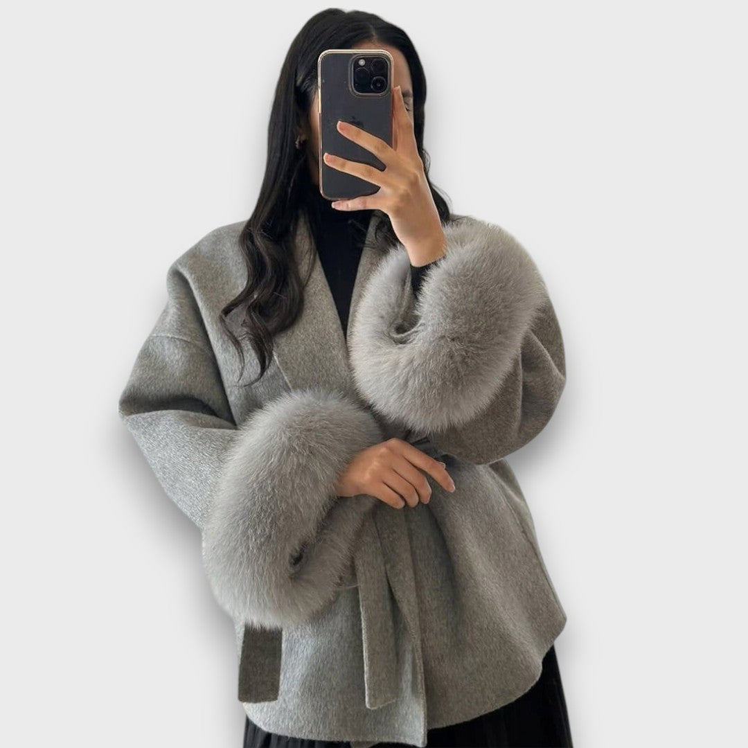 Gracelle – Coat with fur cuffs