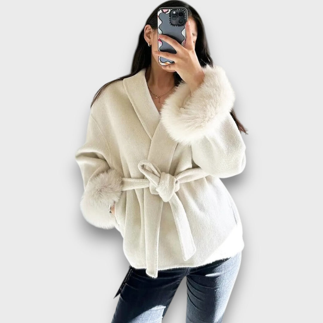 Gracelle – Coat with fur cuffs