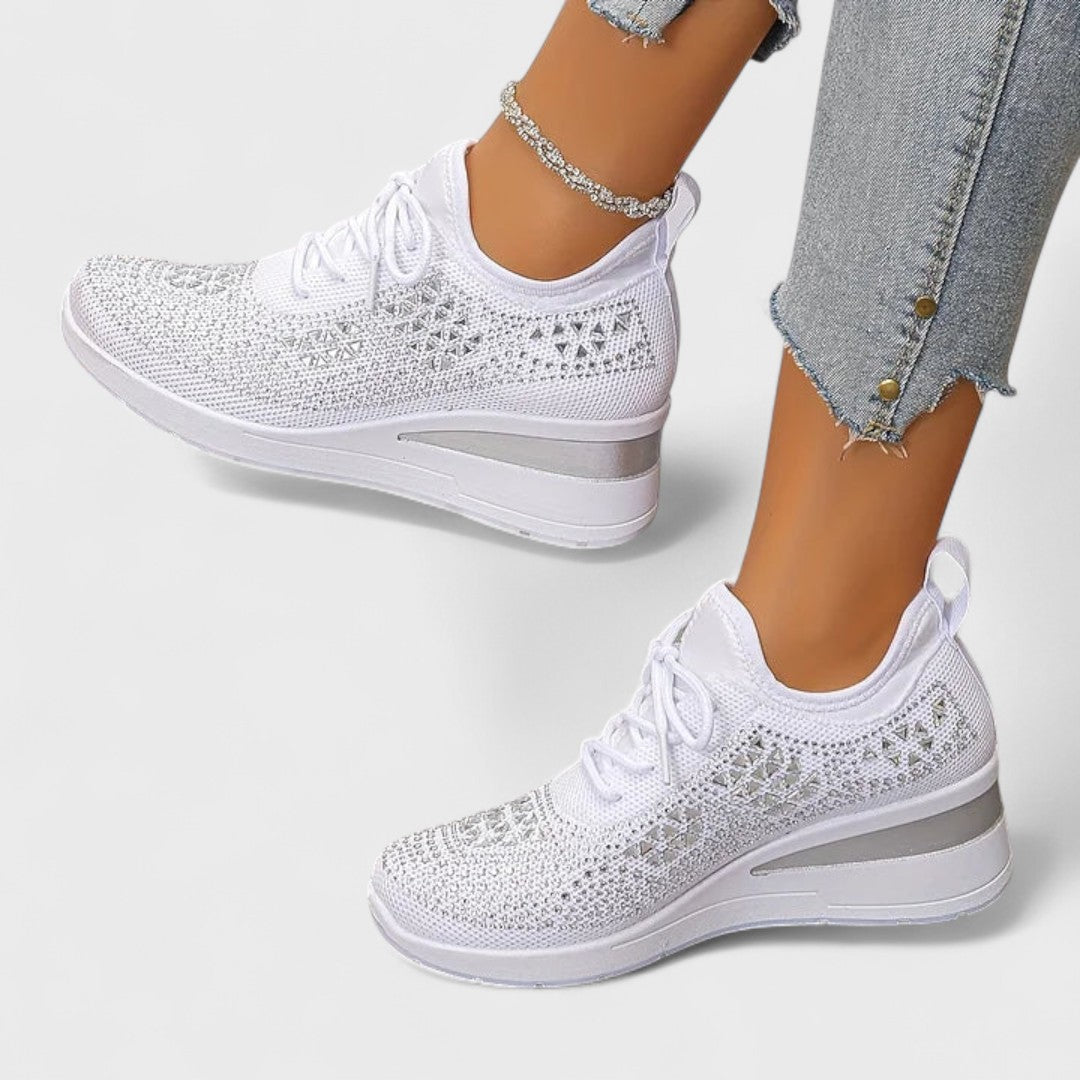 Tuyana – fashionable orthopedic shoes