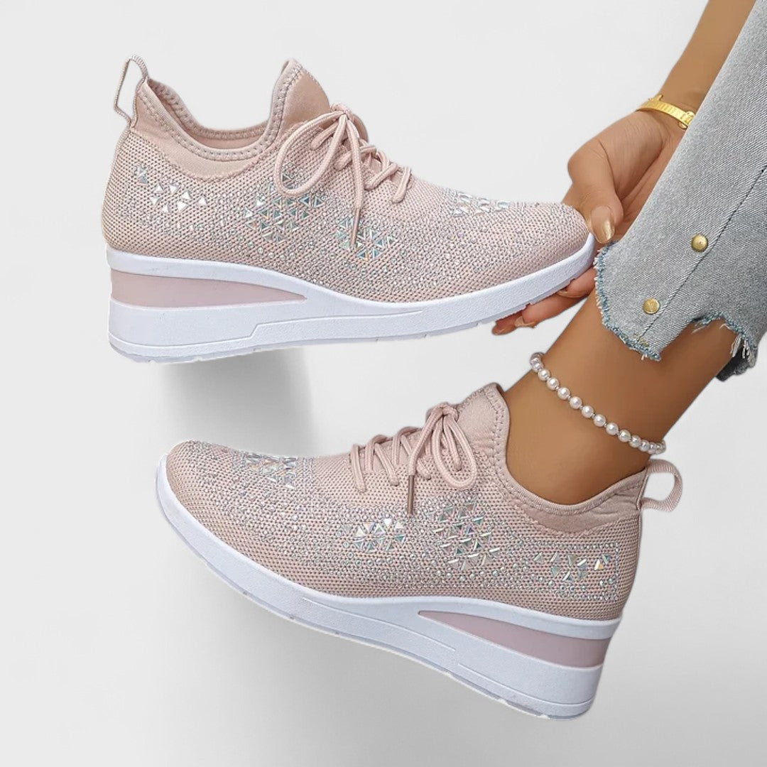 Tuyana – fashionable orthopedic shoes