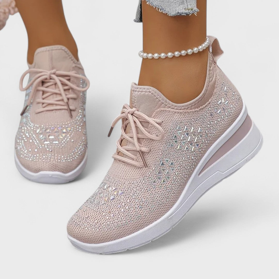 Tuyana – fashionable orthopedic shoes