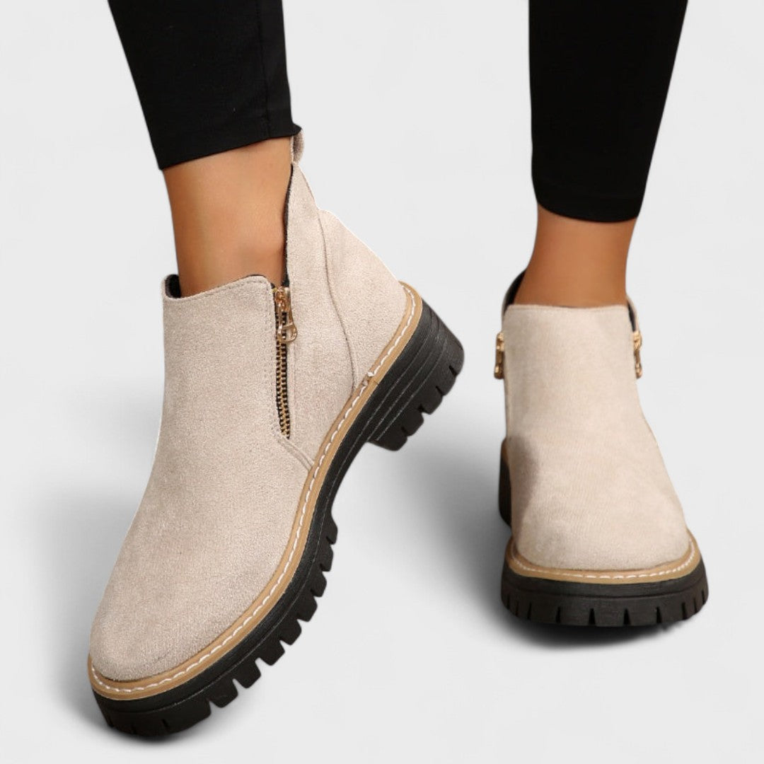 Leonora - Elegant ankle boot