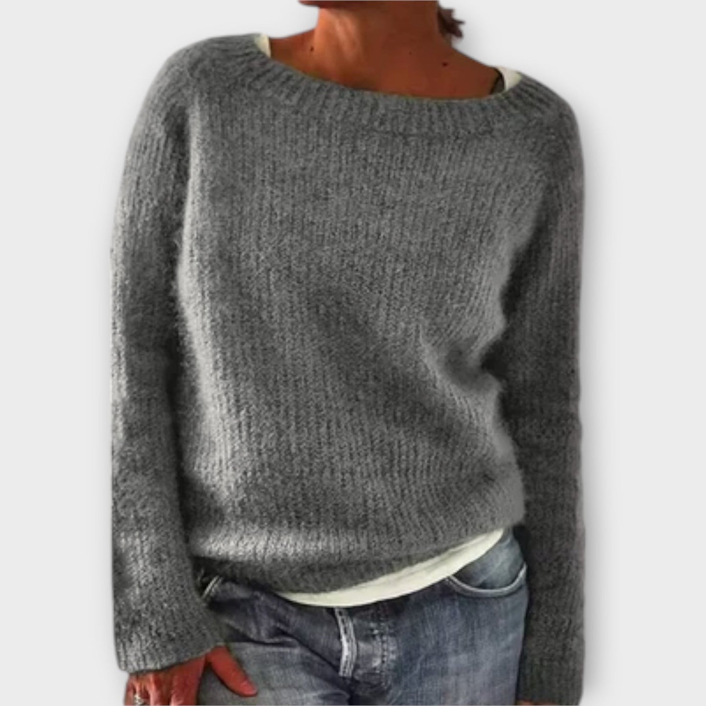 Queens – Solid Color Knit Sweater