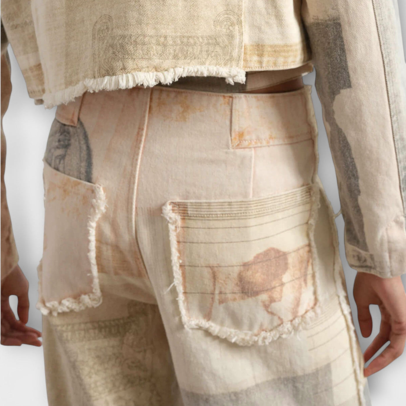 Rhea – Printed Wide-Leg Jeans with a Vintage Touch