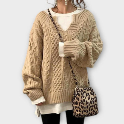 Lili - Oversized Cable Knit Sweater
