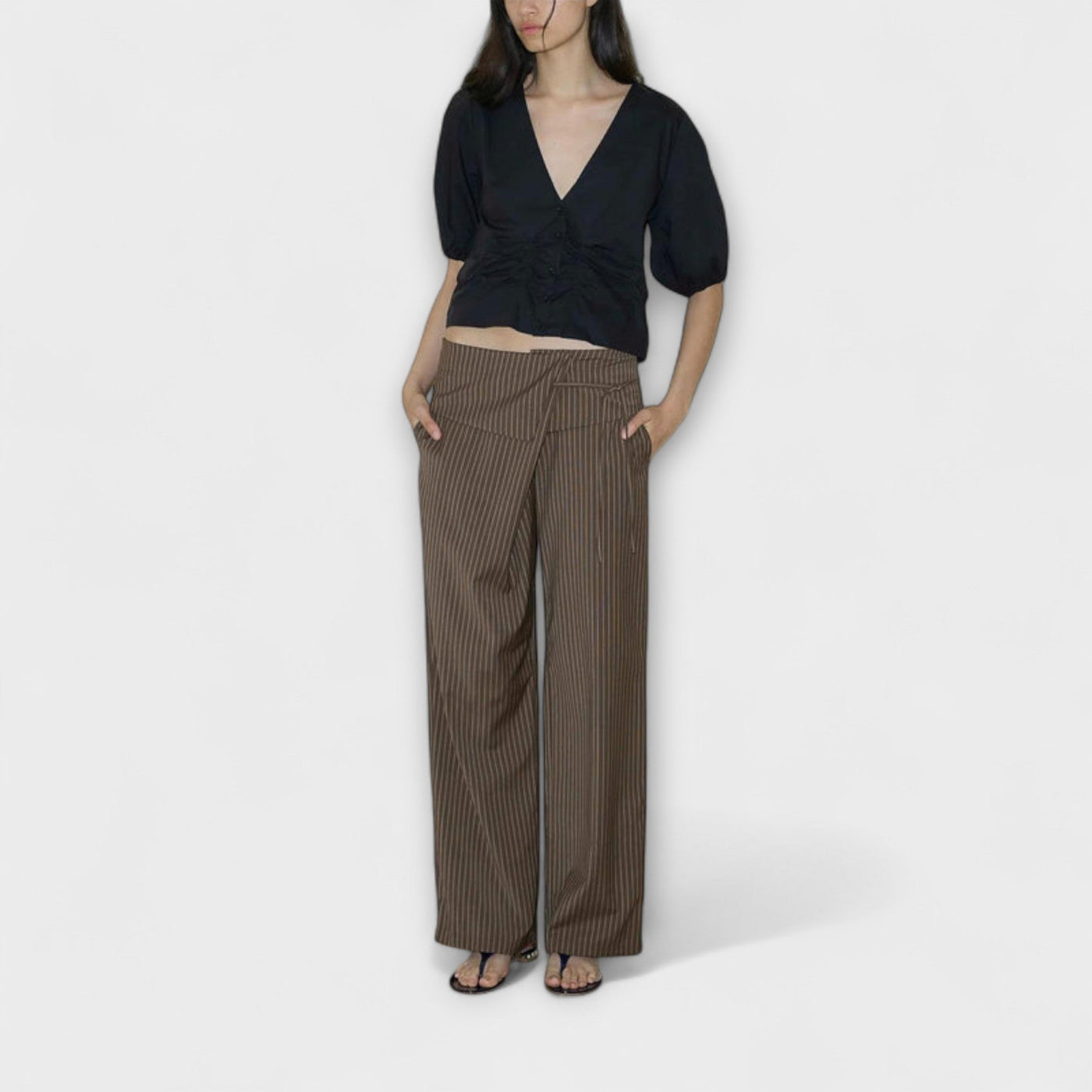 Noémi – Pleated trousers
