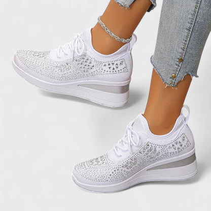 Tuyana – fashionable orthopedic shoes